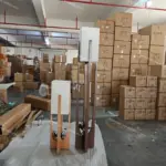 Lampadaire LED Fairbanks Bois Massif – Image 5