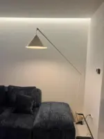 Lampadaire LED Déporté Minimaliste – Image 6